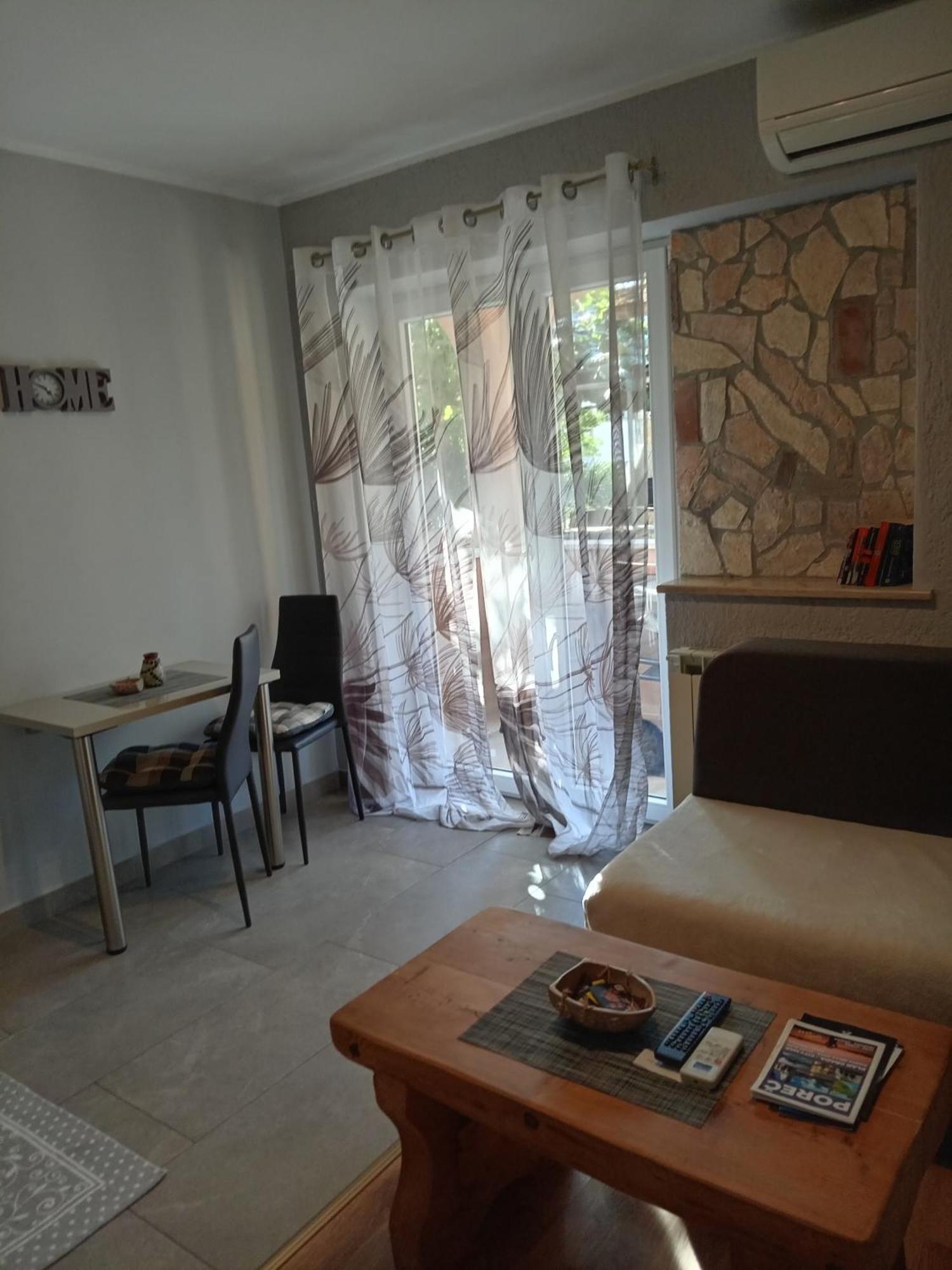 Apartments Sven-Marino Porec Esterno foto