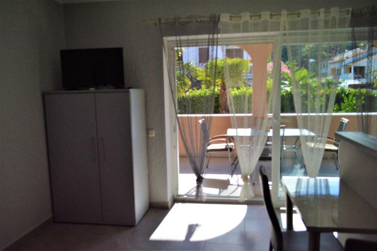 Apartments Sven-Marino Porec Esterno foto